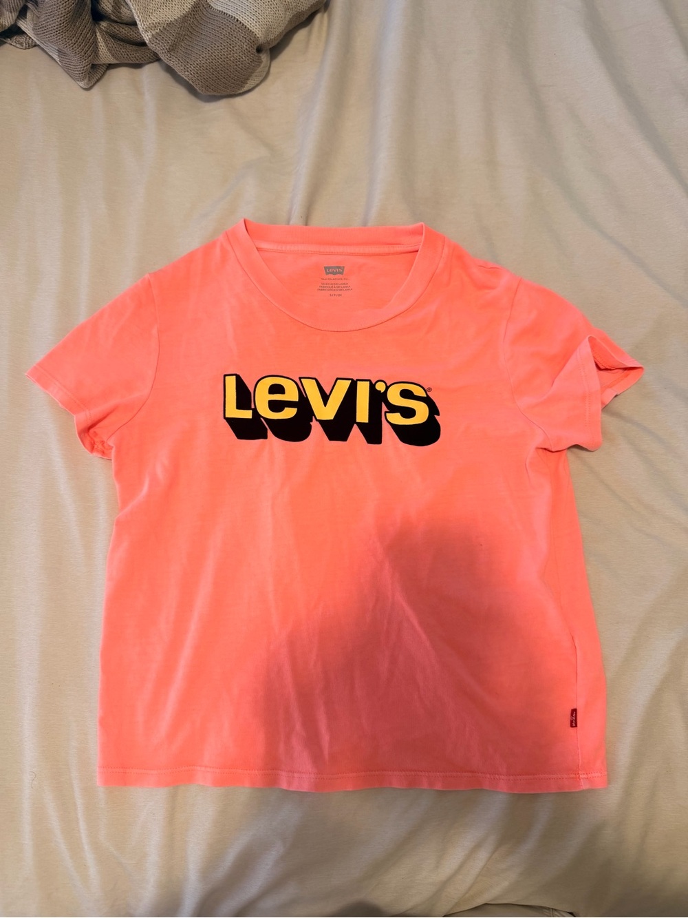 Levi's Coral Pink Logo Tee